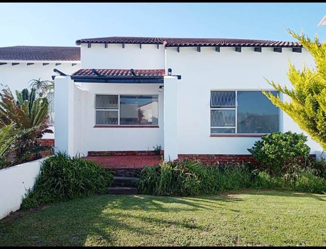 3 BEDROOM TOWNHOUSE RENTED IN BLUEWATER BAY